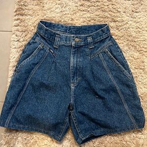 Lee denim blue shorts, size 23/24 waist vintage